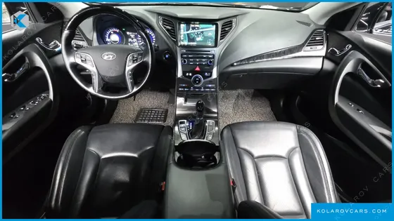 HYUNDAI GRANDEUR PREMIUM