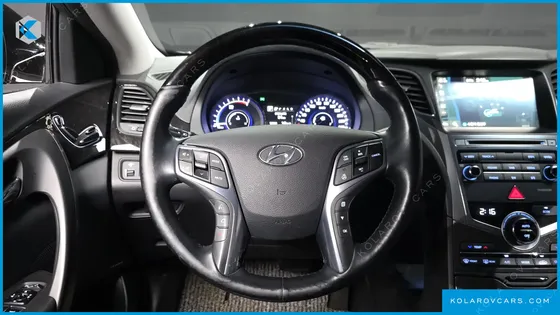 HYUNDAI GRANDEUR PREMIUM