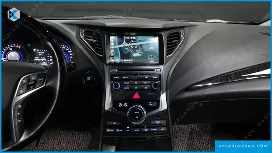 HYUNDAI GRANDEUR PREMIUM