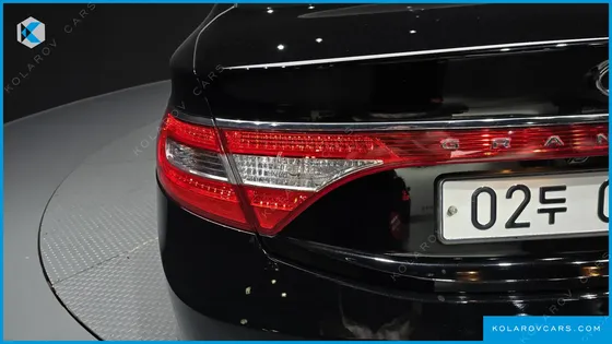 HYUNDAI GRANDEUR PREMIUM