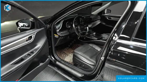 HYUNDAI GRANDEUR 3.0 LPI RENT CAR