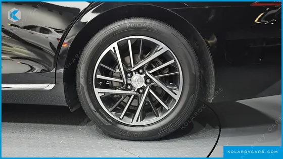 HYUNDAI GRANDEUR 3.0 LPI RENT CAR