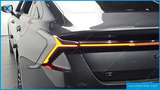 KIA K8 SIGNATURE BLACK