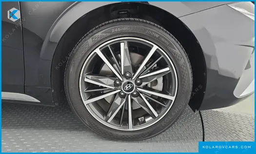 HYUNDAI GRANDEUR 3.3