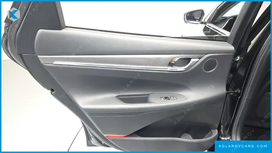HYUNDAI GRANDEUR 3.3
