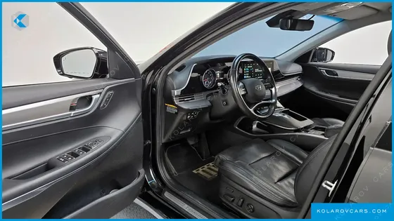 HYUNDAI GRANDEUR 3.3