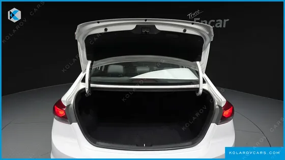 HYUNDAI ELANTRA (AVANTE) 1.6 GDI SMART