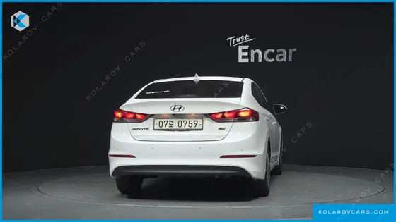 HYUNDAI ELANTRA (AVANTE) 1.6 GDI SMART
