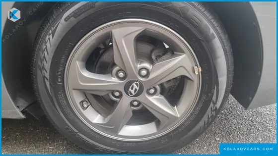 HYUNDAI ELANTRA (AVANTE) 1.6 E-VGT SMART