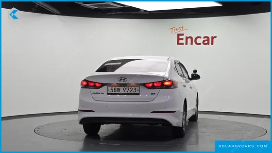 HYUNDAI ELANTRA (AVANTE) 1.6 GDI SMART