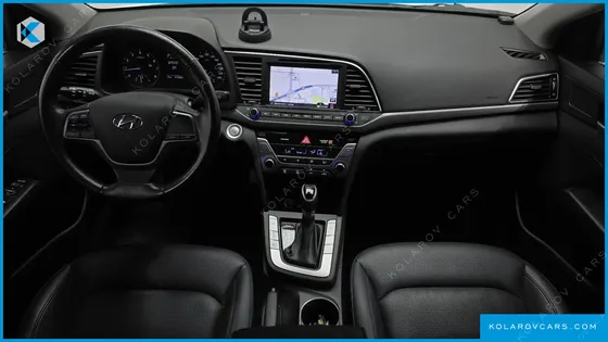 HYUNDAI ELANTRA (AVANTE) 1.6 GDI SMART
