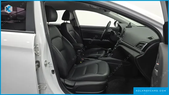 HYUNDAI ELANTRA (AVANTE) 1.6 GDI SMART