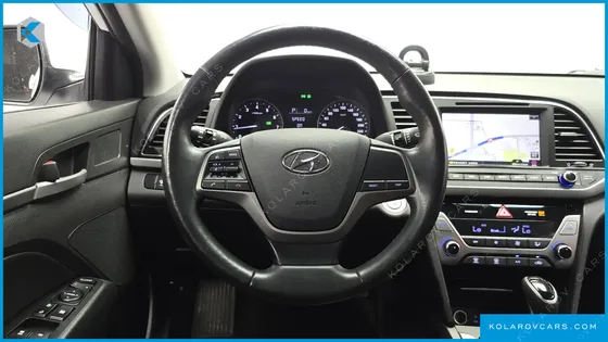 HYUNDAI ELANTRA (AVANTE) 1.6 GDI SMART