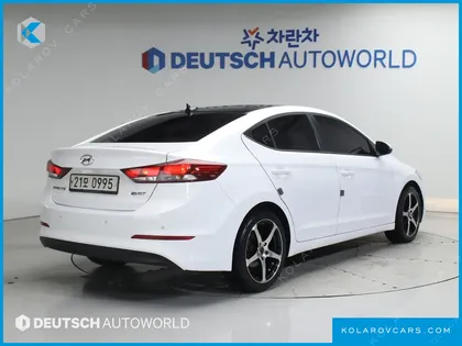 HYUNDAI ELANTRA (AVANTE) 1.6 E-VGT STYLE