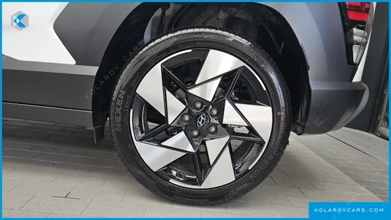 HYUNDAI KONA GASOLINE 2.0 2WD
