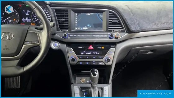 HYUNDAI ELANTRA (AVANTE) 1.6 GDI SMART
