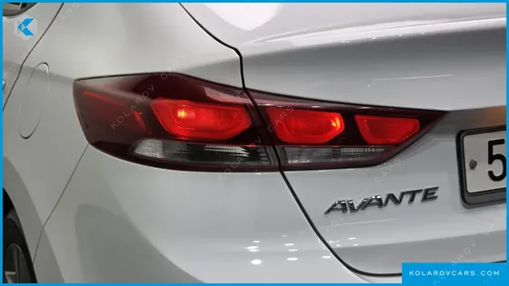 HYUNDAI ELANTRA (AVANTE) 1.6 GDI SMART
