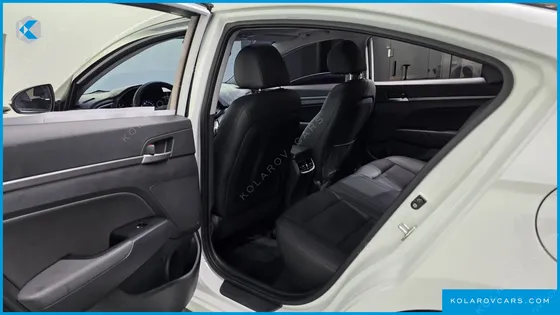 HYUNDAI ELANTRA (AVANTE) 1.6 GDI SMART