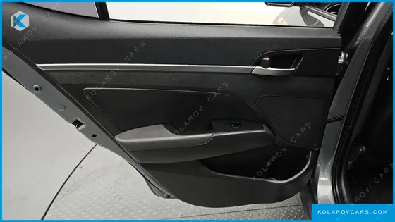 HYUNDAI ELANTRA (AVANTE) 1.6 GDI SMART