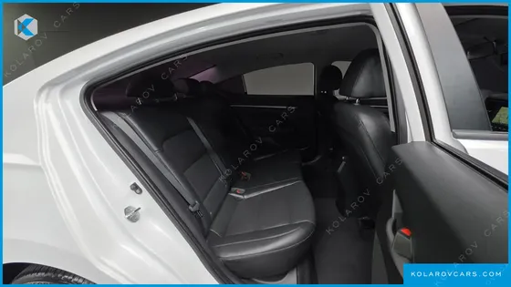 HYUNDAI ELANTRA (AVANTE) 1.6 GDI VALUE PLUS
