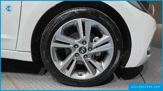 HYUNDAI ELANTRA (AVANTE) 1.6 GDI VALUE PLUS