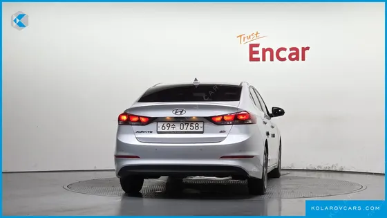 HYUNDAI ELANTRA (AVANTE) 1.6 GDI SMART