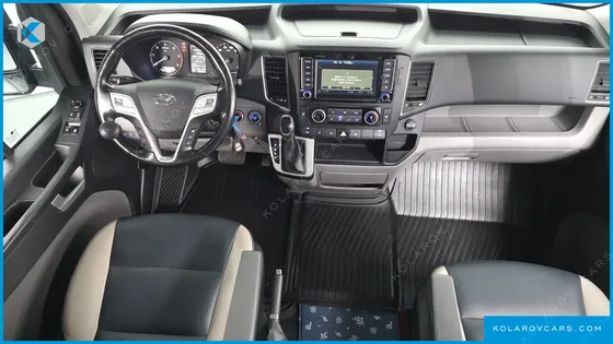 HYUNDAI SOLATI 15-SEATER