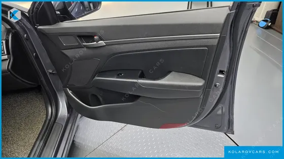 HYUNDAI ELANTRA (AVANTE) 1.6 GDI VALUE PLUS