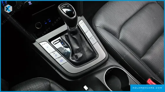 HYUNDAI ELANTRA (AVANTE) 1.6 E-VGT SMART