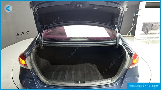 HYUNDAI ELANTRA (AVANTE) 1.6 E-VGT SMART
