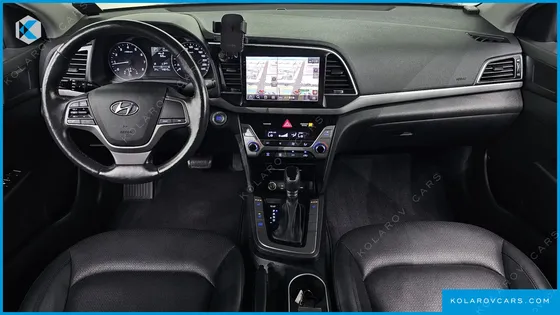 HYUNDAI ELANTRA (AVANTE) 1.6 GDI SMART
