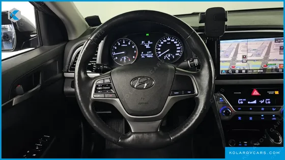 HYUNDAI ELANTRA (AVANTE) 1.6 GDI SMART