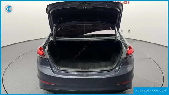 HYUNDAI ELANTRA (AVANTE) 1.6 GDI SMART