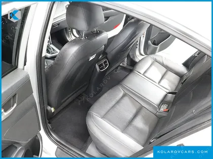 HYUNDAI ELANTRA (AVANTE) 1.6 GDI SMART