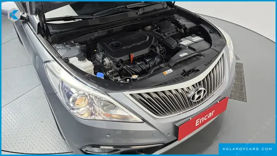 HYUNDAI GRANDEUR HG240 MODERN