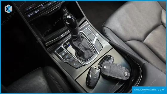 HYUNDAI GRANDEUR HG240 MODERN