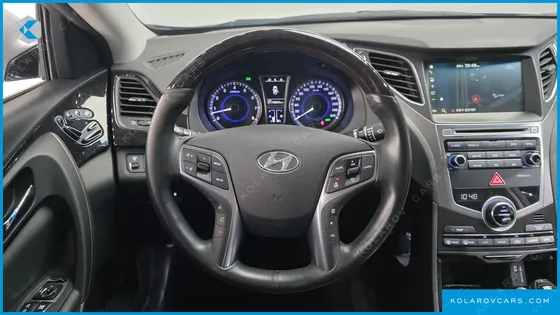 HYUNDAI GRANDEUR HG240 MODERN