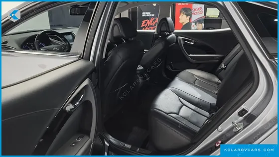 HYUNDAI GRANDEUR HG240 MODERN
