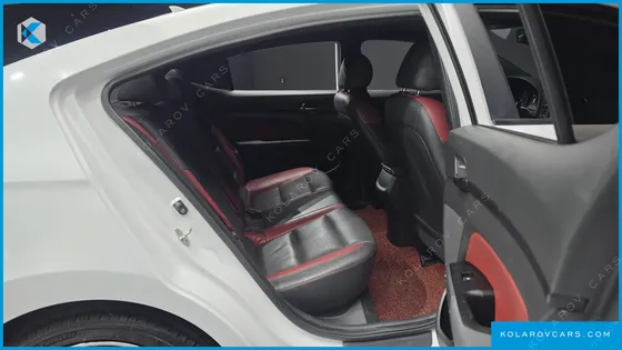 HYUNDAI ELANTRA (AVANTE) 1.6 TURBO SPORT