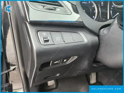 HYUNDAI GRANDEUR HG240 LUXURY