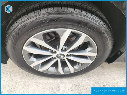 HYUNDAI GRANDEUR HG240 LUXURY