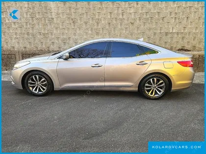 HYUNDAI GRANDEUR HG240 LUXURY