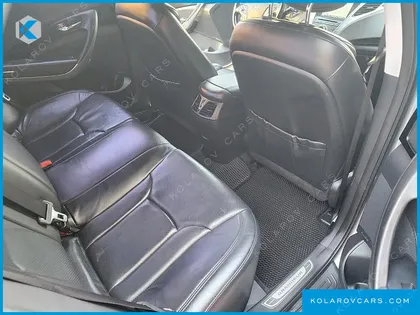 HYUNDAI GRANDEUR HG240 LUXURY