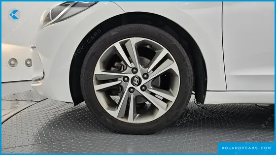 HYUNDAI ELANTRA (AVANTE) 1.6 GDI VALUE PLUS