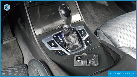 HYUNDAI GRANDEUR HG300 PREMIUM