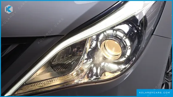 HYUNDAI GRANDEUR HG300 PREMIUM