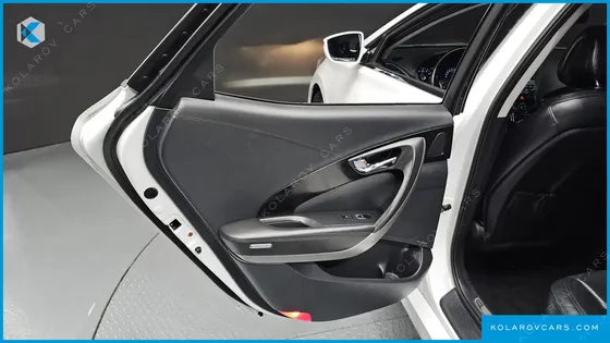 HYUNDAI GRANDEUR HG300 PREMIUM