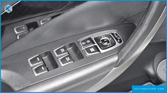 HYUNDAI GRANDEUR HG300 PREMIUM
