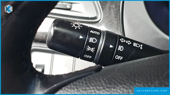 HYUNDAI GRANDEUR HG300 PREMIUM