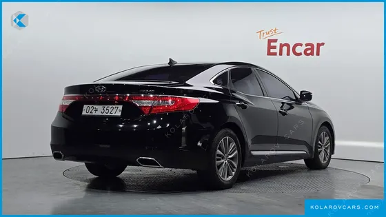 HYUNDAI GRANDEUR HG240 MODERN